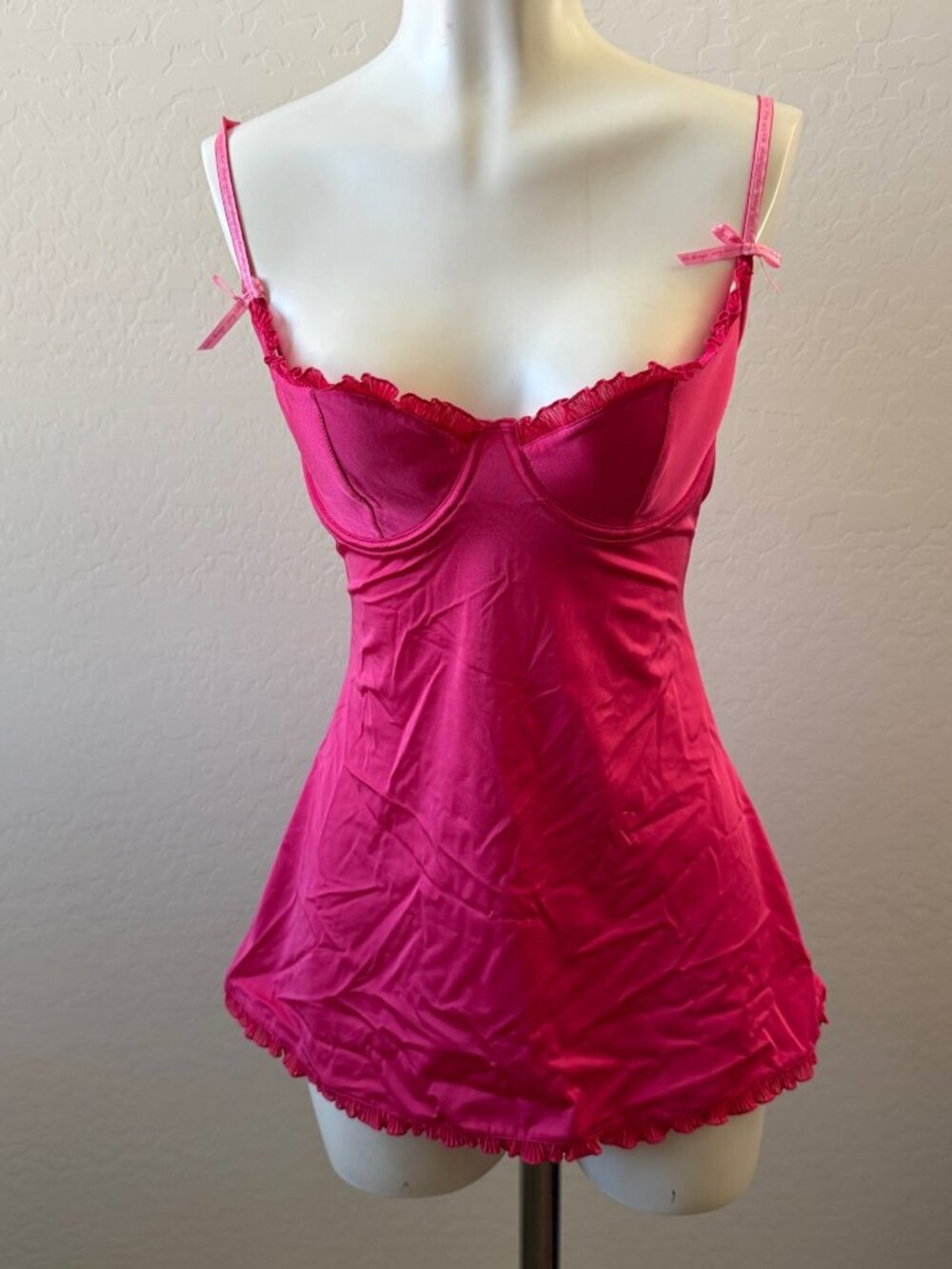 Y2K VS Sexy Little Things Pink Nighty sz 36C
